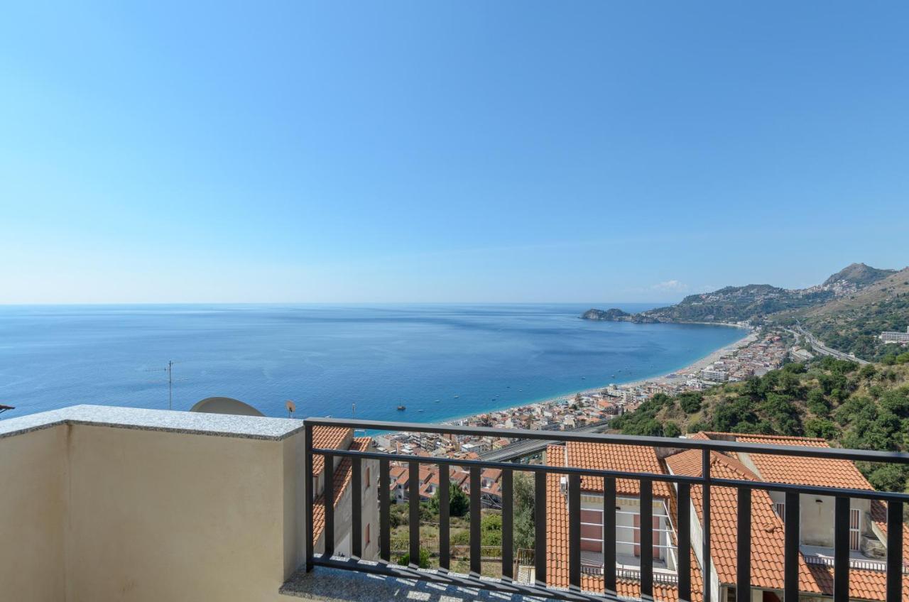 Appartamento Casa Vacanze Andreana Letojanni Esterno foto