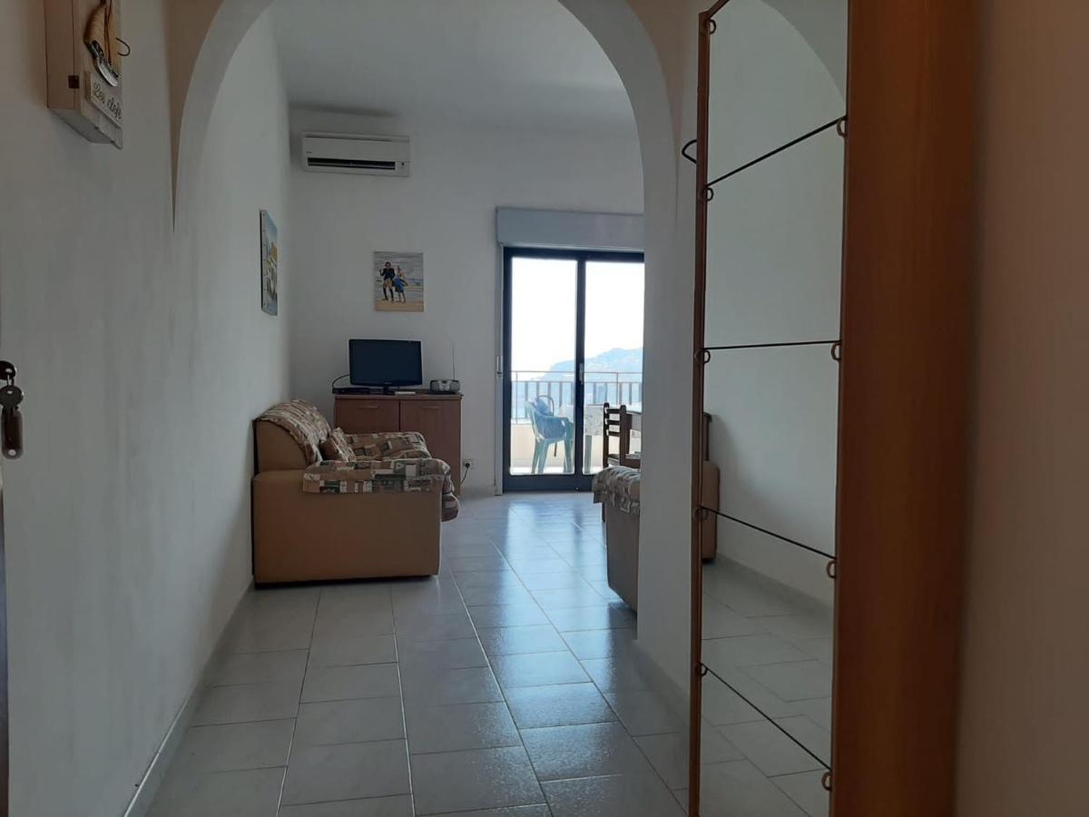 Appartamento Casa Vacanze Andreana Letojanni Esterno foto